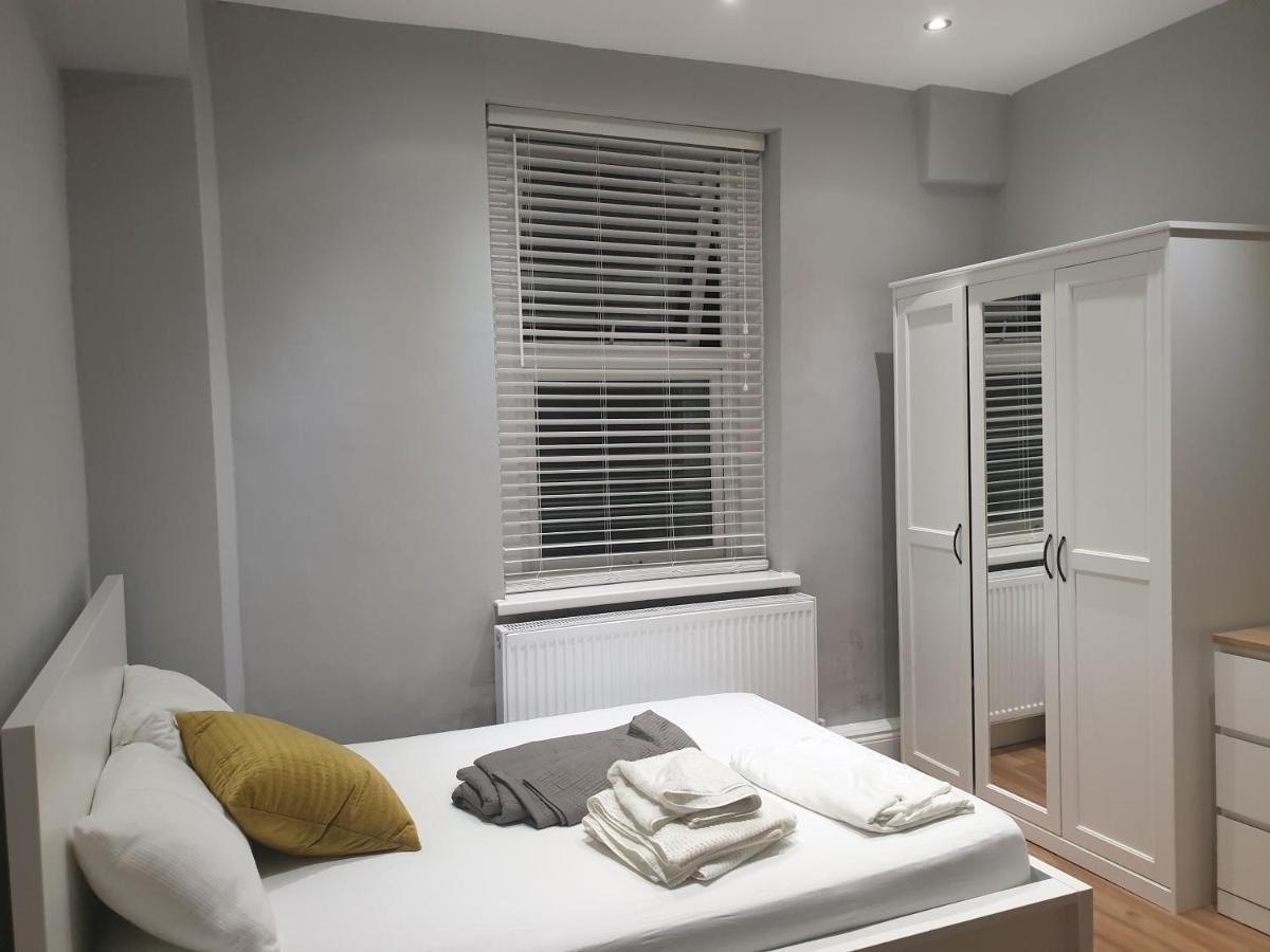 Lovely 1 Bedroom Flat High Barnet 3 Mins Away Eksteriør bilde